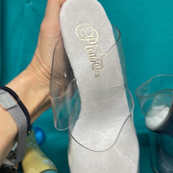 NWOT 7” Pleaser Clear Strap Stiletto Platform Heels, Black, size 6 - Picture 3 of 6